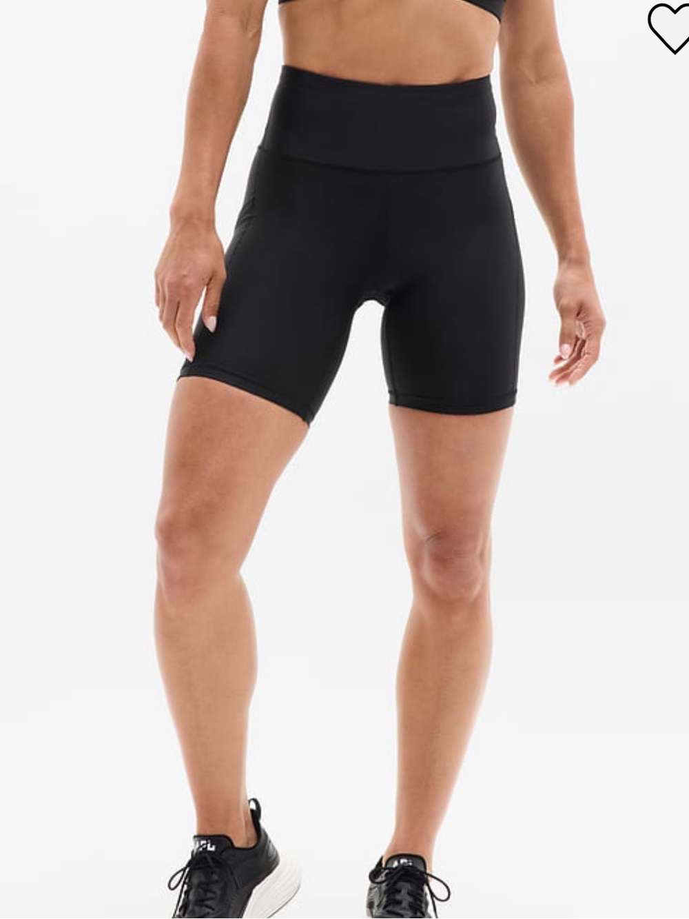 Athleta 7” Interval Stash shorts S